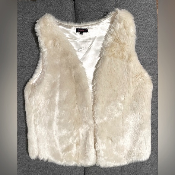 NWOT KIMBERLY C women faux fur vest - Picture 1 of 3